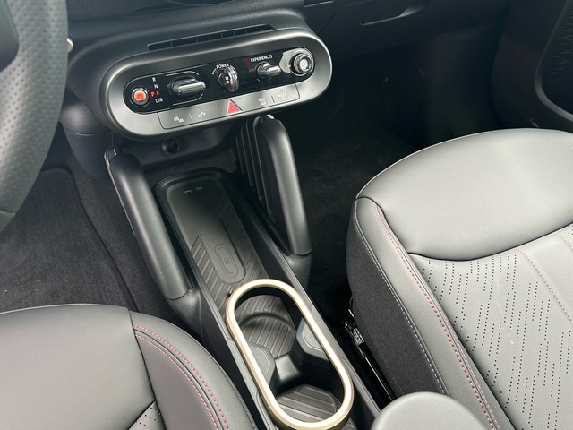 fotoG 17 del MINI MINI Aceman SE 160 kW (218 CV) 218cv Eléctrico del 2025 en Asturias