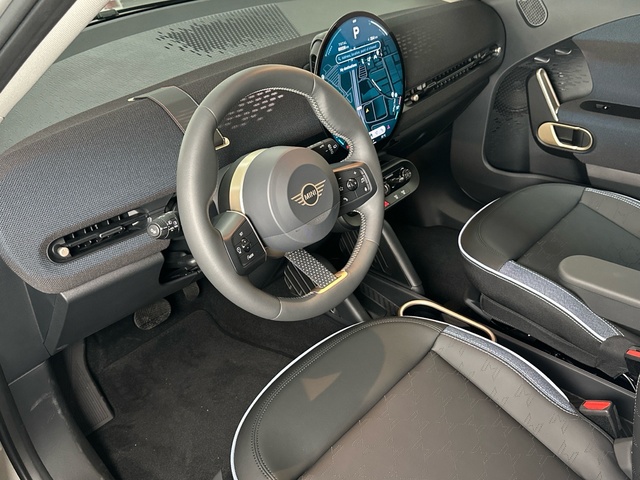 fotoG 13 del MINI MINI Aceman SE 160 kW (218 CV) 218cv Eléctrico del 2025 en Asturias