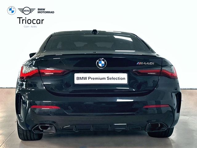 BMW Serie 4 M440i Coupé color Negro. Año 2023. 275KW(374CV). Gasolina. En concesionario Triocar Gijón (Bmw y Mini) de Asturias