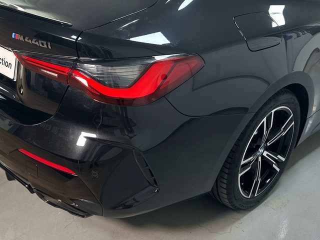 BMW Serie 4 M440i Coupé color Negro. Año 2023. 275KW(374CV). Gasolina. En concesionario Triocar Gijón (Bmw y Mini) de Asturias