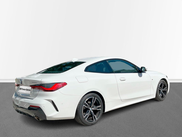 BMW Serie 4 420i Coupe color Blanco. Año 2021. 135KW(184CV). Gasolina. En concesionario Murcia Premium S.L. AV DEL ROCIO de Murcia