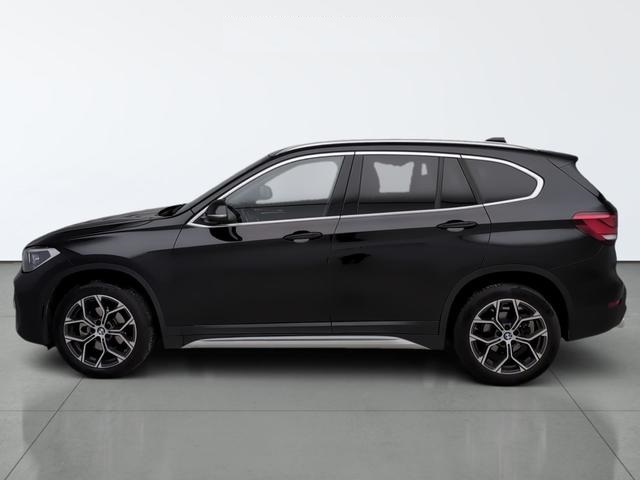 BMW X1 sDrive18d color Negro. Año 2021. 110KW(150CV). Diésel. En concesionario CARTAGENA PREMIUM S.L. de Murcia