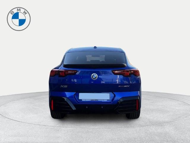 BMW X2 xDrive20d color Azul. Año 2025. 120KW(163CV). Diésel. En concesionario Ilbira Motor | Granada de Granada