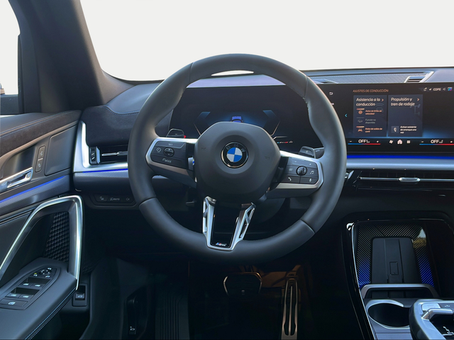 BMW X2 xDrive20d color Azul. Año 2025. 120KW(163CV). Diésel. En concesionario Ilbira Motor | Granada de Granada