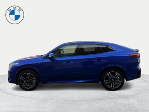 Fotos de BMW X2 xDrive20d color Azul. Año 2025. 120KW(163CV). Diésel. En concesionario Ilbira Motor | Granada de Granada
