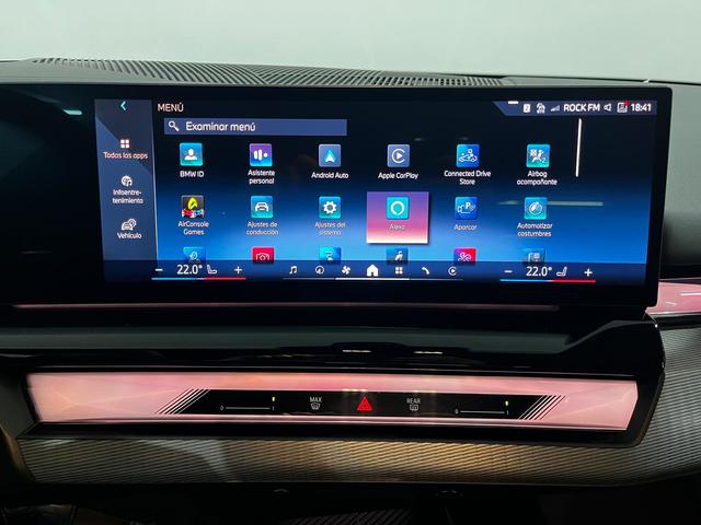 BMW i5 eDrive40 color Negro. Año 2025. 250KW(340CV). Eléctrico. En concesionario Unicars Ponent de Lleida