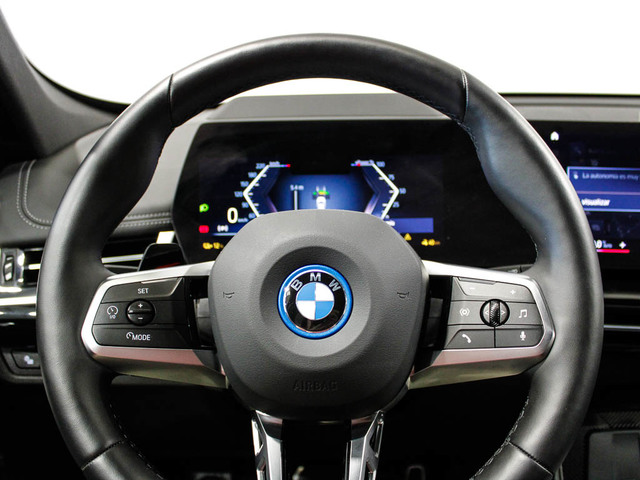 BMW iX1 xDrive30 color Blanco. Año 2023. 230KW(313CV). Eléctrico. En concesionario Barcelona Premium -- GRAN VIA de Barcelona