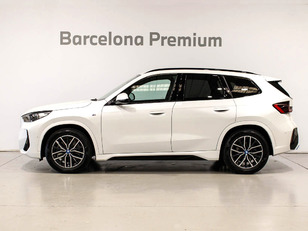 Fotos de BMW iX1 xDrive30 color Blanco. Año 2023. 230KW(313CV). Eléctrico. En concesionario Barcelona Premium -- GRAN VIA de Barcelona