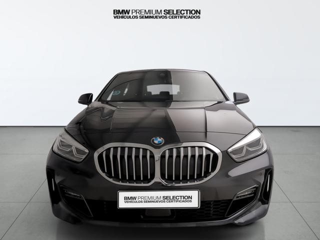 BMW Serie 1 118d color Negro. Año 2024. 110KW(150CV). Diésel. En concesionario Automotor Premium Marbella - Málaga de Málaga