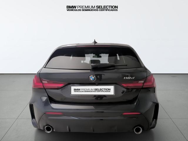 BMW Serie 1 118d color Negro. Año 2024. 110KW(150CV). Diésel. En concesionario Automotor Premium Marbella - Málaga de Málaga
