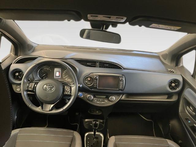 Toyota Yaris 100H Active Tech 74 kW (100 CV)