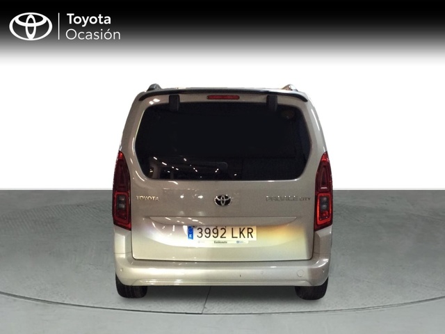 Toyota Proace City Verso 1.2 Family Active L1 Auto 96 kW (131 CV)
