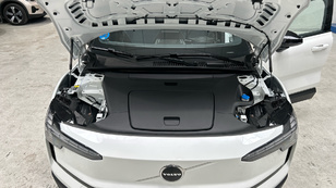 Volvo EX30 Single Motor Extended Range Plus Auto 200 kW (272 CV) - 35 Volvo EX30 Single Motor BEV Ocasión 200 KW (272CV) - 35