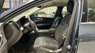 Volvo XC60 B4 D Core Auto 145 kW (197 CV) - 8 Volvo XC60 B4 D Ocasión 145 KW (197CV) - 8