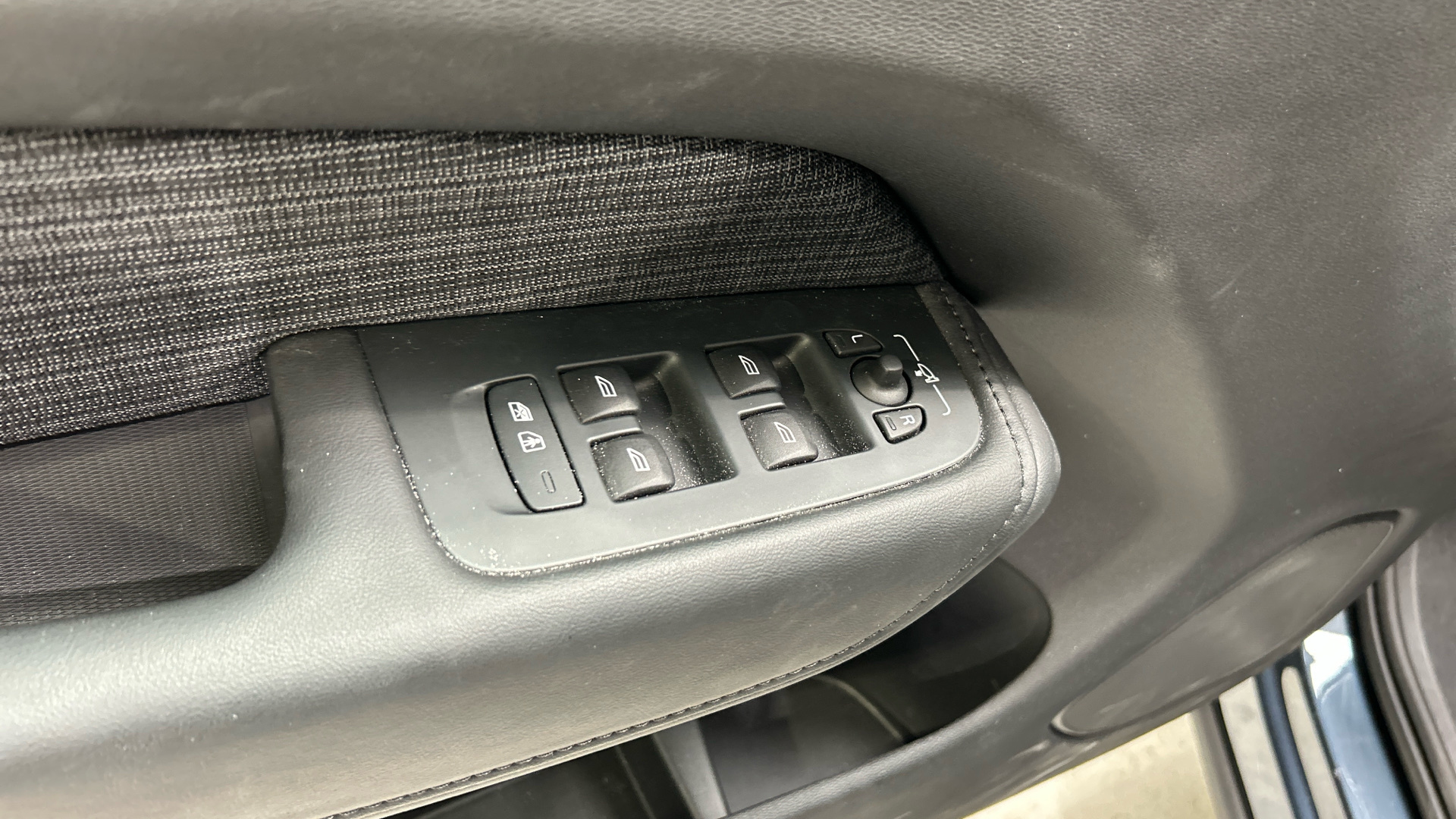 Volvo XC60 segunda mano 77299747 - 38