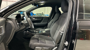 Volvo XC40 Single Recharge Core Auto 175 kW (238 CV) - 8 Volvo XC40 - Ocasión 175 KW (238CV) - 8