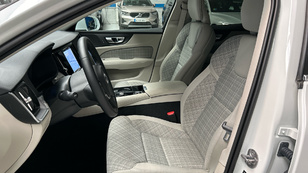 Volvo V60 T6 Recharge Inscription Core AWD Auto 257 kW (350 CV) - 8 Volvo V60 T6 Ocasión 257 KW (350CV) - 8