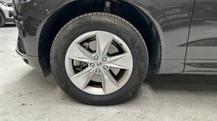 Volvo XC60 B4 D Essential Auto 145 kW (197 CV) - 14 Volvo XC60 B4 D Ocasión 145 KW (197CV) - 14