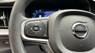 Volvo XC60 B4 D Essential Auto 145 kW (197 CV) - 16 Volvo XC60 B4 D Ocasión 145 KW (197CV) - 16