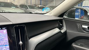 Volvo XC60 B4 D Essential Auto 145 kW (197 CV) - 38 Volvo XC60 B4 D Ocasión 145 KW (197CV) - 38