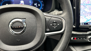 Volvo XC60 B4 D Essential Auto 145 kW (197 CV) - 39 Volvo XC60 B4 D Ocasión 145 KW (197CV) - 39