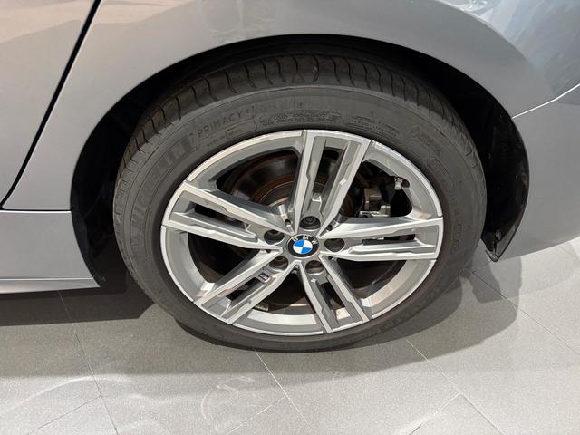 BMW Serie 1 118d color Gris. Año 2024. 110KW(150CV). Diésel. En concesionario Automotor Costa, S.L.U. de Almería