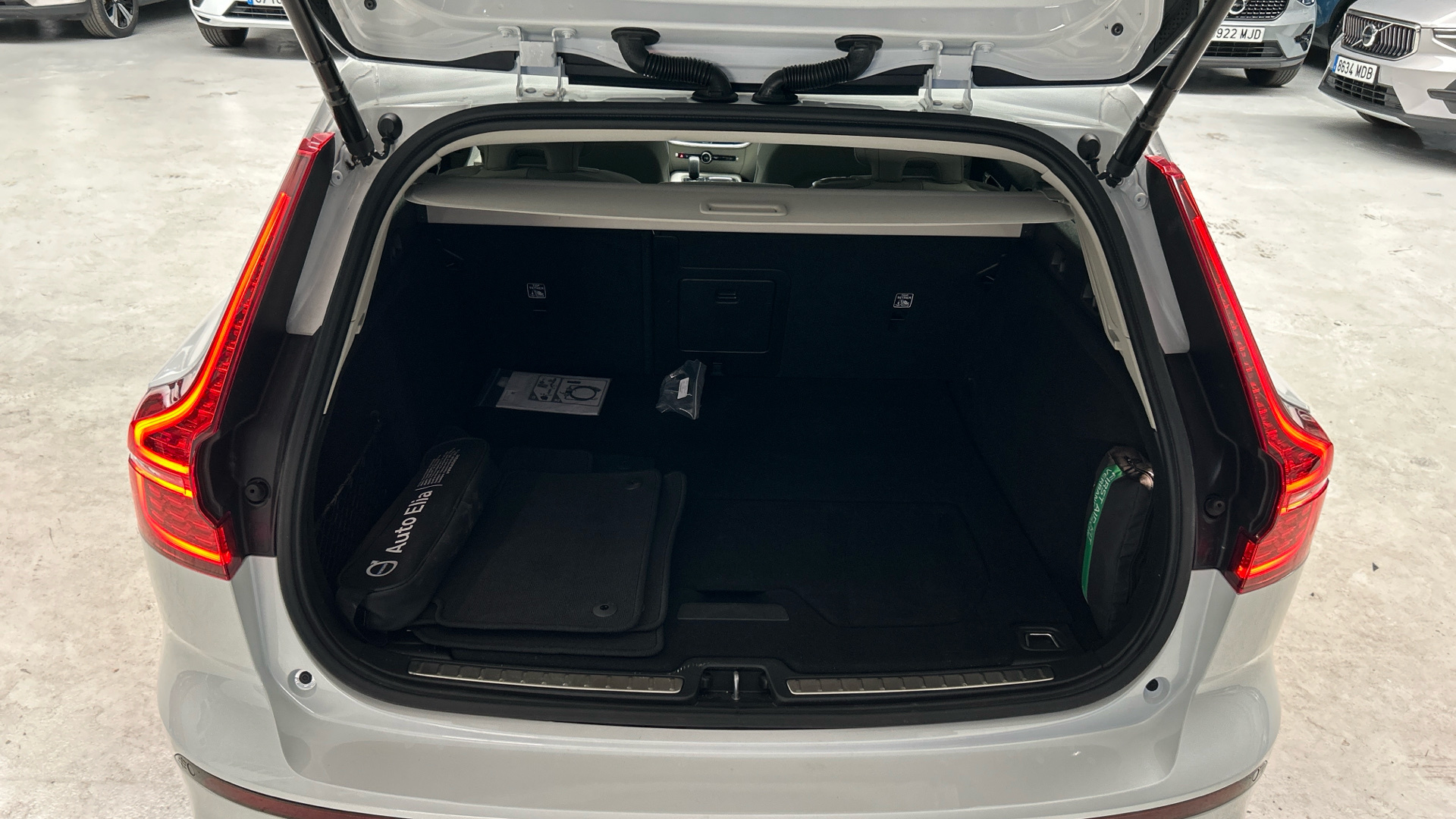 Volvo V60 segunda mano 77301682 - 11