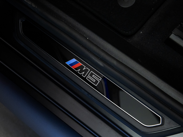 BMW M M5 Touring color Gris. Año 2025. 535KW(727CV). Híbrido Electro/Gasolina. En concesionario BMW Fuenteolid Valladolid de Valladolid