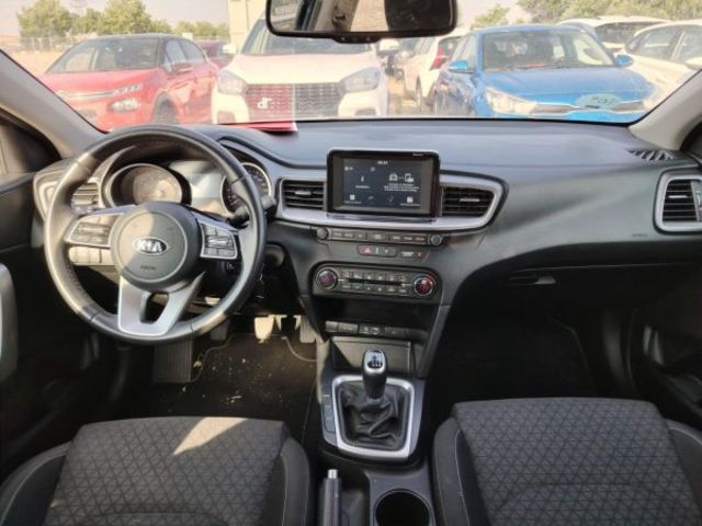 Kia Ceed 1.4 CVVT Drive 74 kW (100 CV)