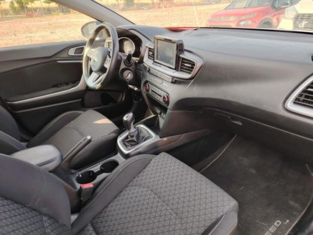 Kia Ceed 1.4 CVVT Drive 74 kW (100 CV)
