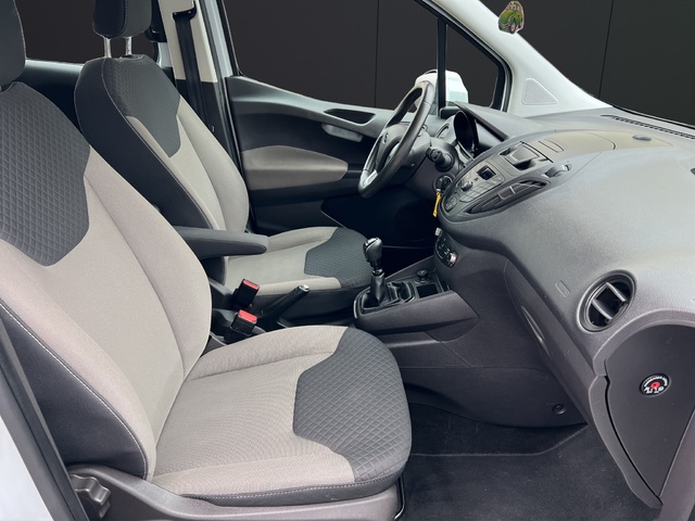Ford Transit Courier Kombi 1.5 TDCi Ambiente 74 kW (100 CV)