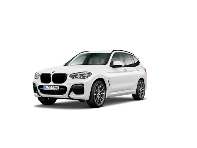 BMW X3 xDrive30e color Blanco. Año 2021. 215KW(292CV). Híbrido Electro/Gasolina. En concesionario BMW Marcos Automoción de Valencia