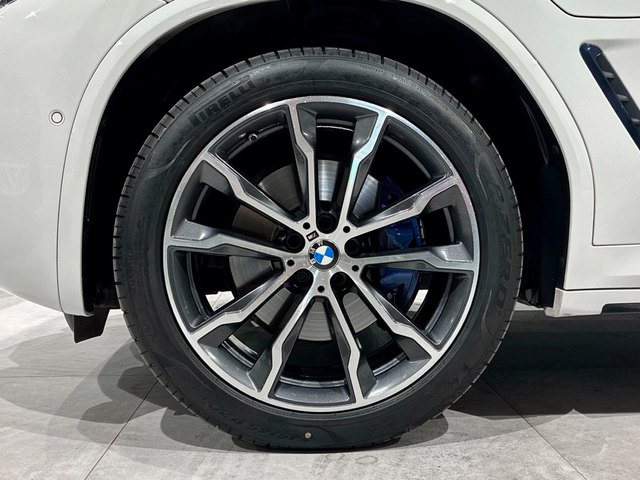 BMW X3 xDrive30e color Blanco. Año 2021. 215KW(292CV). Híbrido Electro/Gasolina. En concesionario BMW Marcos Automoción de Valencia
