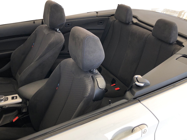 BMW Serie 2 218i Cabrio color Blanco. Año 2019. 100KW(136CV). Gasolina. En concesionario Vehinter Getafe de Madrid