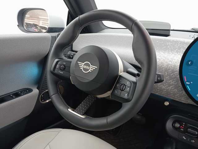 fotoG 21 del MINI MINI 3 Puertas Cooper SE 160 kW (218 CV) 218cv Eléctrico del 2024 en Zaragoza