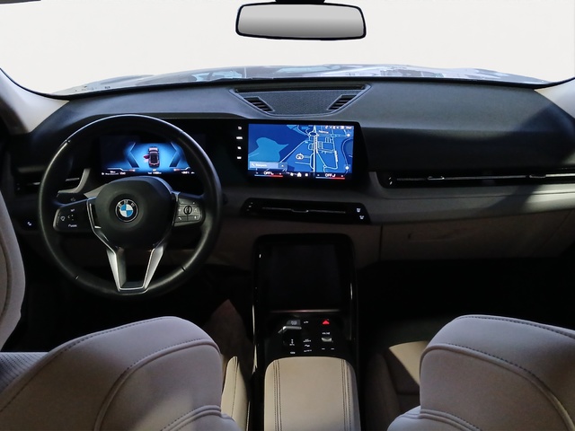 BMW X2 sDrive20d color Negro. Año 2025. 120KW(163CV). Diésel. En concesionario GANDIA Automoviles Fersan, S.A. de Valencia
