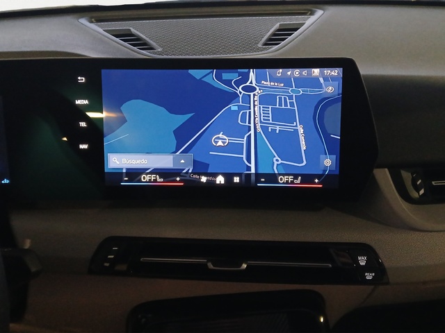 BMW X2 sDrive20d color Negro. Año 2025. 120KW(163CV). Diésel. En concesionario GANDIA Automoviles Fersan, S.A. de Valencia