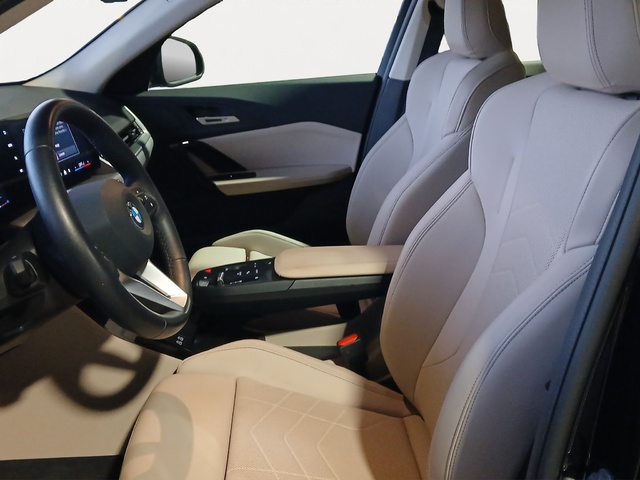 BMW X2 sDrive20d color Negro. Año 2025. 120KW(163CV). Diésel. En concesionario GANDIA Automoviles Fersan, S.A. de Valencia