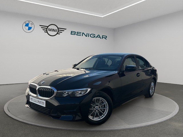 BMW Serie 3 318d color Negro. Año 2022. 110KW(150CV). Diésel. En concesionario GANDIA Automoviles Fersan, S.A. de Valencia