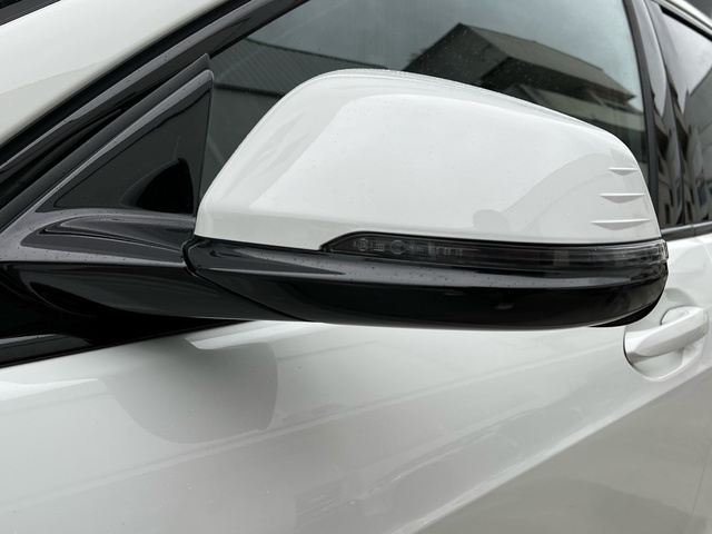 BMW Serie 1 118d color Blanco. Año 2023. 110KW(150CV). Diésel. En concesionario Celtamotor Vigo de Pontevedra