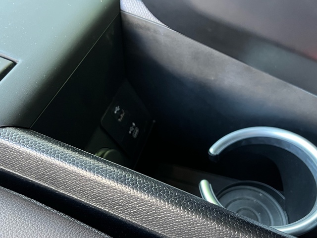 BMW i3 120Ah color Negro. Año 2019. 125KW(170CV). Eléctrico. En concesionario Celtamotor Vigo de Pontevedra