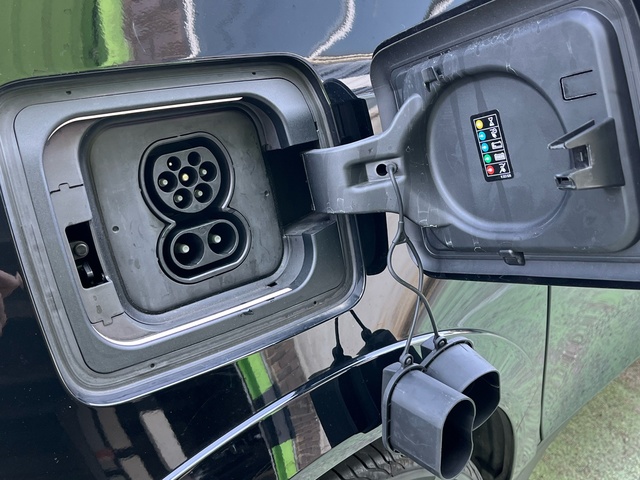 BMW i3 120Ah color Negro. Año 2019. 125KW(170CV). Eléctrico. En concesionario Celtamotor Vigo de Pontevedra