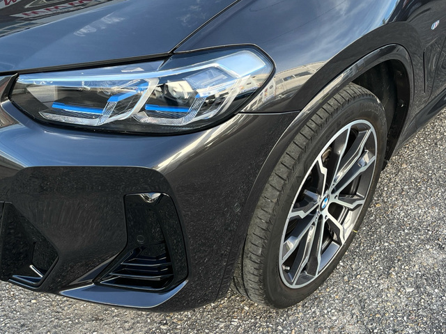 BMW X4 xDrive20d color Gris. Año 2022. 140KW(190CV). Diésel. En concesionario Celtamotor Vigo de Pontevedra