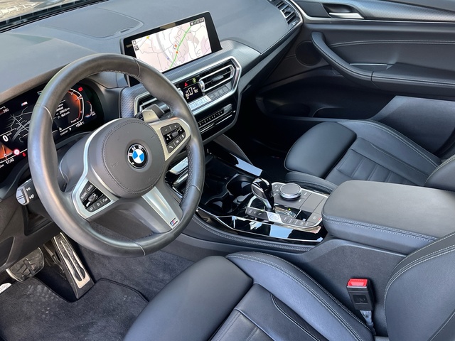 BMW X4 xDrive20d color Gris. Año 2022. 140KW(190CV). Diésel. En concesionario Celtamotor Vigo de Pontevedra