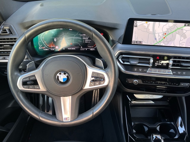 BMW X4 xDrive20d color Gris. Año 2022. 140KW(190CV). Diésel. En concesionario Celtamotor Vigo de Pontevedra
