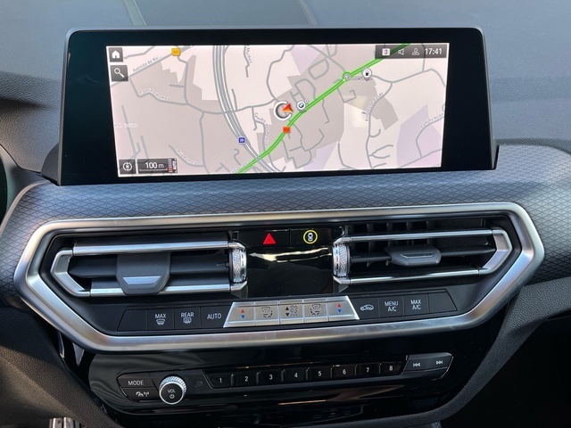 BMW X4 xDrive20d color Gris. Año 2022. 140KW(190CV). Diésel. En concesionario Celtamotor Vigo de Pontevedra
