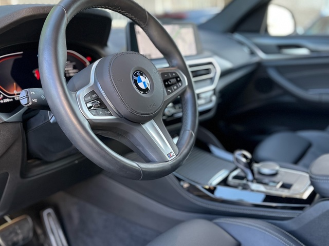 BMW X4 xDrive20d color Gris. Año 2022. 140KW(190CV). Diésel. En concesionario Celtamotor Vigo de Pontevedra