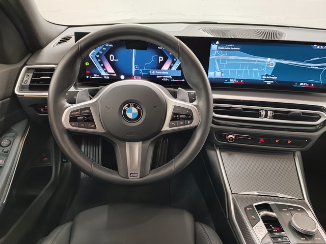 BMW Serie 3 320d Touring color Negro. Año 2023. 140KW(190CV). Híbrido Electro/Diesel. En concesionario Autoberón de La Rioja
