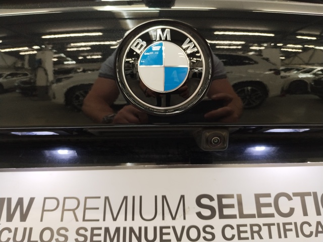 BMW Serie 3 320d Touring color Negro. Año 2023. 140KW(190CV). Híbrido Electro/Diesel. En concesionario Autoberón de La Rioja