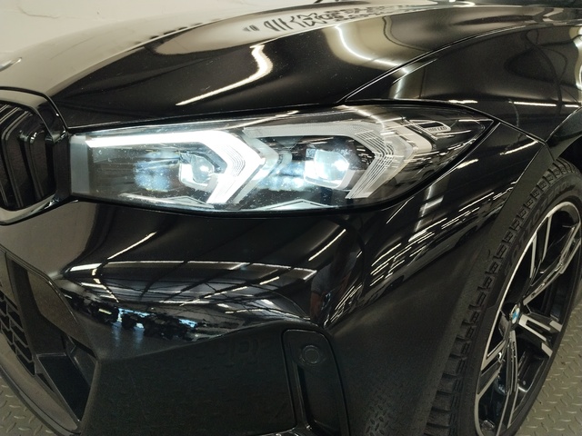 BMW Serie 3 320d Touring color Negro. Año 2023. 140KW(190CV). Híbrido Electro/Diesel. En concesionario Autoberón de La Rioja